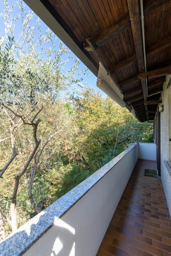 Casa Olivi Appartement Civate Buitenkant foto